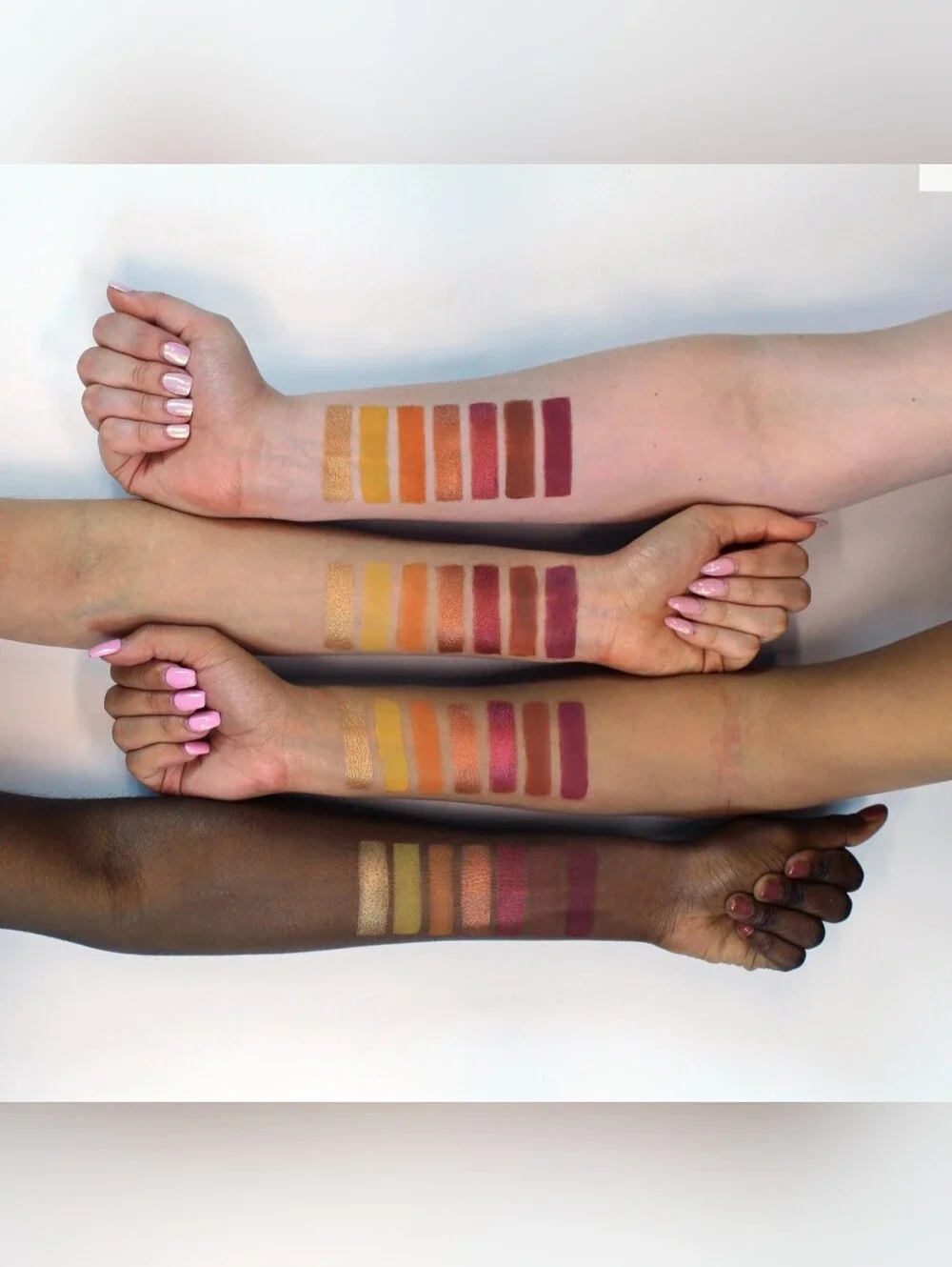 Profusion Cosmetics **SIENNAS** 21 Shade Eyeshadow Palette Collection & Brush